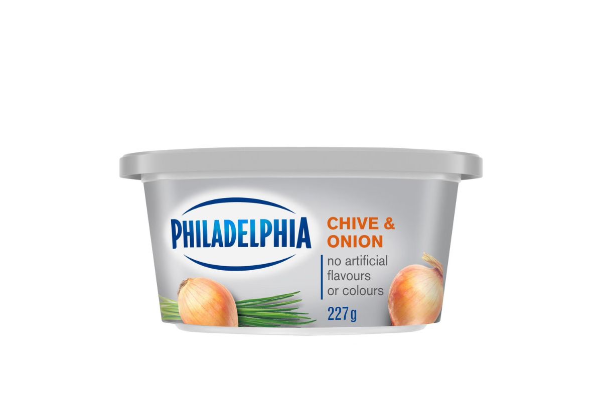 Philadelphia Chive and Onion Cream Cheese image