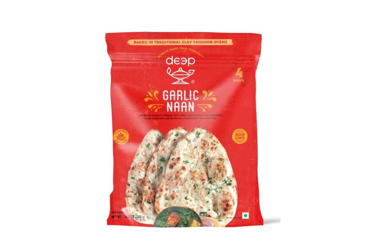 Deep Garlic Naan image