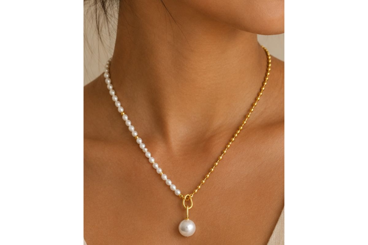 Royal Orb Adorn Necklace image
