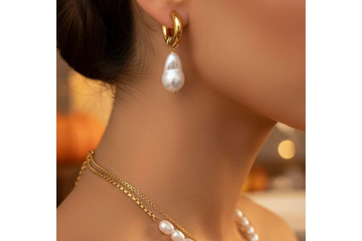 Baroque Lumina Drop Earrings image