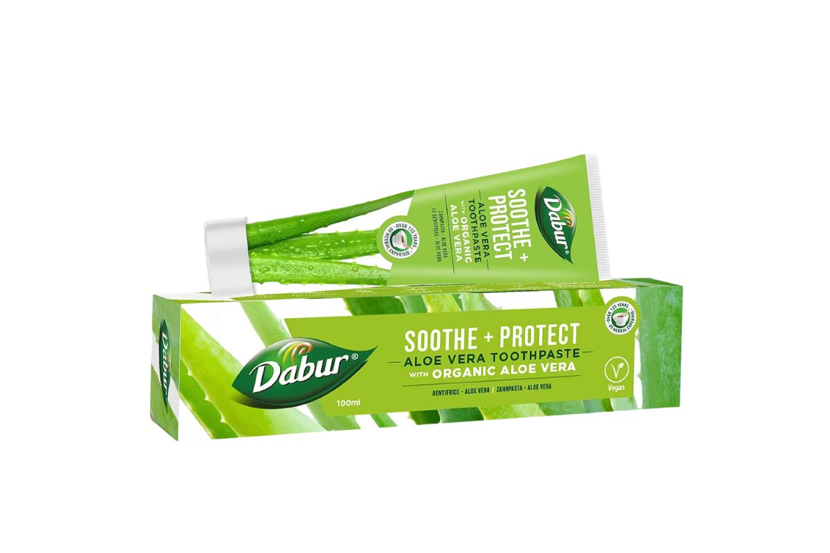 Dabur Aloe Vera Toothpaste image