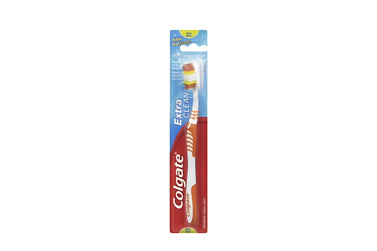 Colgate Medium Toothbrush Extra Clean