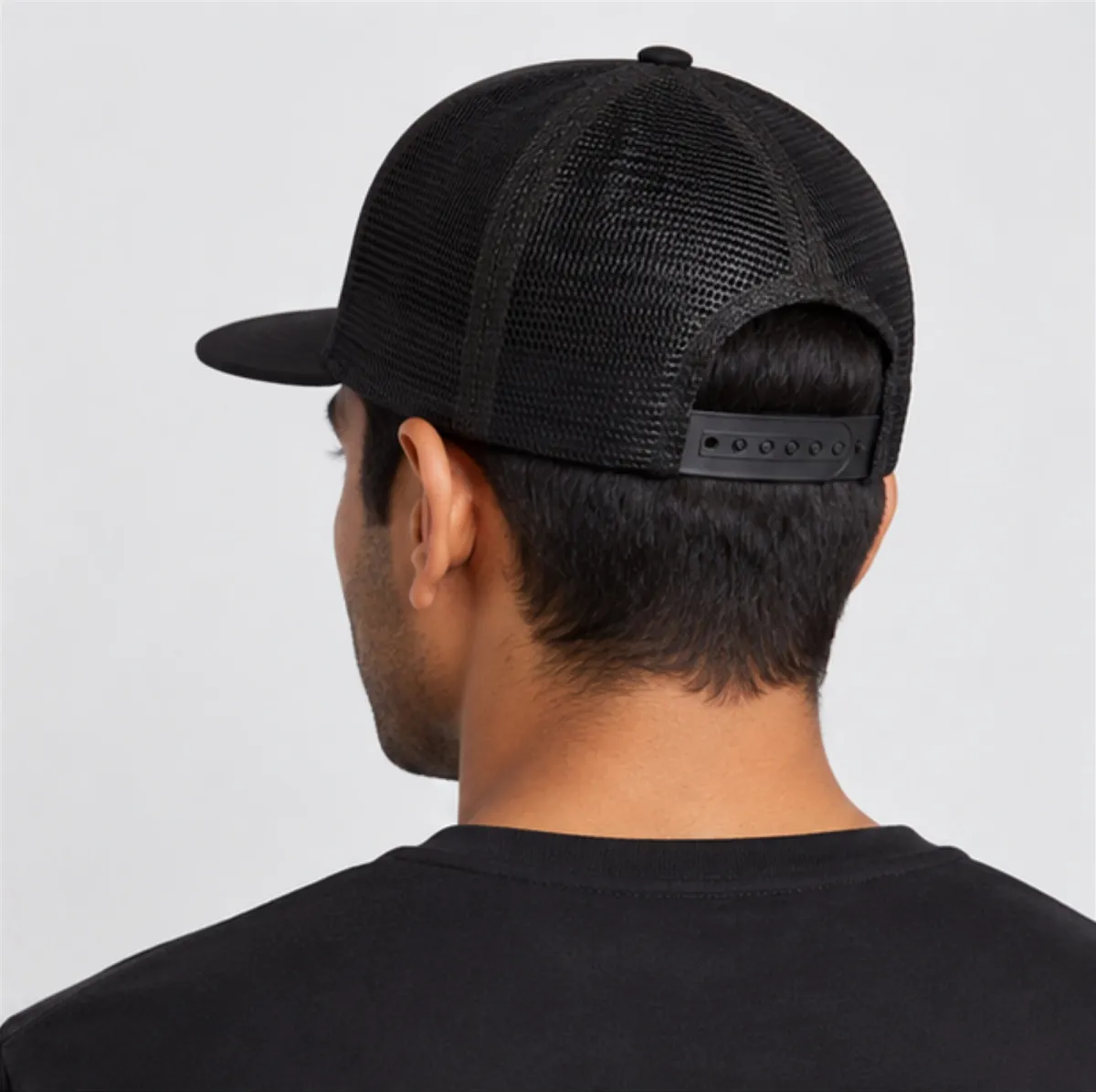 Black Snapback Cap With Mesh Back image